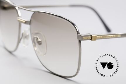 Dunhill 6066 18kt Gold Titanium Fassung, (heute werden Designerbrillen für <5,00 € produziert), Passend für Herren
