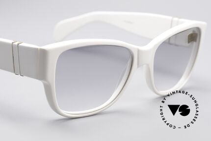 Persol 69218 Ratti Don Johnson Sonnenbrille, leicht verspiegelte Mineralgläser in edlem blau-Verlauf, Passend für Herren und Damen