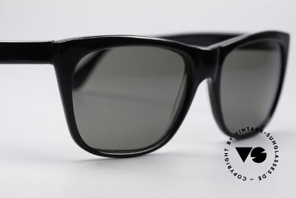 Persol 09219 Ratti Miami Vice Sonnenbrille, ungetragen (wie alle unsere Persol Ratti Sonnenbrillen), Passend für Herren und Damen