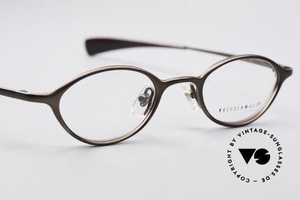 Freudenhaus Zoe Ovale Titan Vintage Brille, ungetragen (wie alle unsere vintage Designerbrillen), Passend für Damen