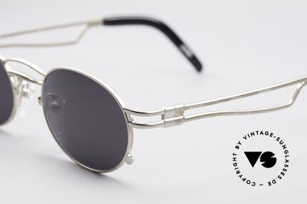 Jean Paul Gaultier 56-3173 Ovale Designer Sonnenbrille, dunkelgraue CR39 Sonnengläser für 100% UV Protection, Passend für Herren und Damen