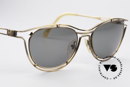 Jean Paul Gaultier 56-2176 90er Designer Sonnenbrille, ungetragen; wie alle unsere 90er JPG Sonnenbrillen, Passend für Herren und Damen Jean Paul Gaultier 56-2176 90er Designer Sonnenbrille, ungetragen; wie alle unsere 90er JPG Sonnenbrillen, Passend für Herren und Damen