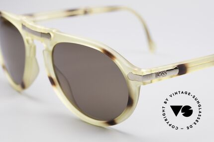 BOSS 5153 Vintage Faltsonnenbrille, das Material scheint nicht zu altern & ist sehr leicht, Passend für Herren