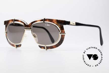Cazal 871 Extravagante Designer Brille, originell und chic zugleich - ein echter HINGUCKER, Passend für Damen