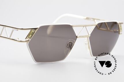 Cazal 960 Echte Designer Sonnenbrille, ungetragen (wie alle unsere Cazal vintage Brillen), Passend für Herren und Damen