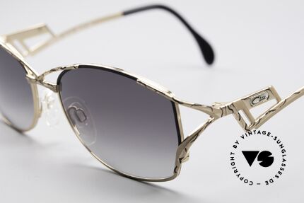 Cazal 284 Luxus Vintage Sonnenbrille, Cazal beschreibt das Muster mit 'champagner/schwarz', Passend für Damen