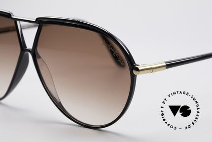 Yves Saint Laurent 8129 Y22 70er Designer Sonnenbrille, ungetragen (wie alle unsere vintage Sonnenbrillen), Passend für Herren und Damen