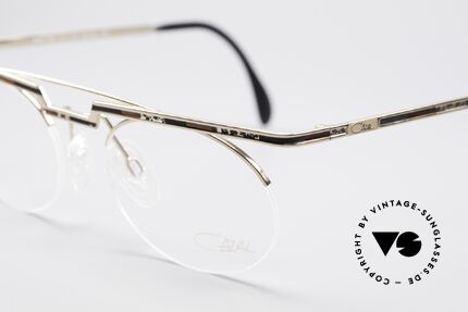 Cazal 758 Original 90er Vintage Brille, Cazal-Katalog Farbbezeichnung: goldbraun-schwarz, Passend für Herren und Damen