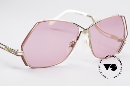 Cazal 226 Pinke Sonnenbrille Damen, ungetragen (wie alle unsere CAZAL vintage Brillen), Passend für Damen