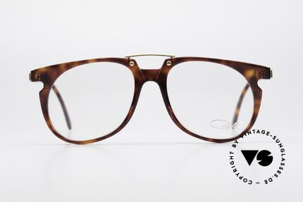 Cazal 645 Außergewöhnliche Vintage Brille, einzigartige Form: zeitlos & ebenso charakteristisch, Passend für Herren