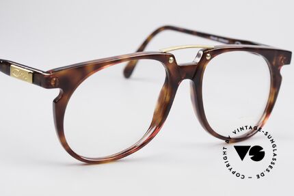 Cazal 645 Außergewöhnliche Vintage Brille, ungetragen (wie alle unsere vintage CAZAL Brillen), Passend für Herren