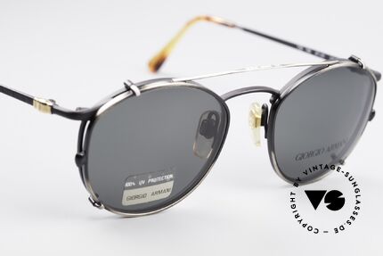 Giorgio Armani 132 Clip On Panto Sonnenbrille, ungetragen (wie all unsere Armani Brillenfassungen), Passend für Herren