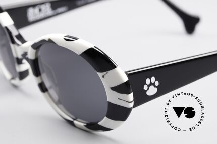 Alain Mikli D303 / 2109 101 Dalmatiner Sonnenbrille, ungetragen (wie alle unsere 1990er Design-Klassiker), Passend für Damen