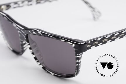 Alain Mikli 701 / 280 Gemusterte 80er Sonnenbrille, ungetragen (wie alle unsere 1980er vintage-Klassiker), Passend für Damen