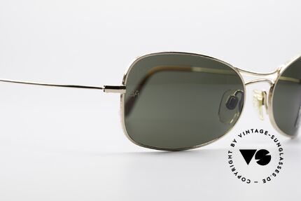 Giorgio Armani 660 Vintage 90er Sonnenbrille, ungetragen (wie alle unsere vintage Sonnenbrillen), Passend für Herren und Damen