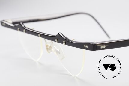 Theo Belgium Eta 90er Herzbrille Büffelhorn XL, dieses Modell mit herzförmigen Demogläsern & in Gr. XL, Passend für Damen