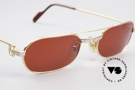 Cartier MUST Santos - M Luxus Sonnenbrille 3D-Rot, neue CR39-Kunststoff-Gläser in knalligem "3D-rot", Passend für Herren Cartier MUST Santos - M Luxus Sonnenbrille 3D-Rot, neue CR39-Kunststoff-Gläser in knalligem "3D-rot", Passend für Herren