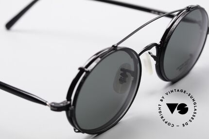 Oliver Peoples 68MBK Vintage Brille Sonnen Clip, ungetragen (wie alle unsere vintage O.Peoples Brillen), Passend für Herren und Damen