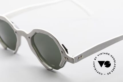 Theo Belgium Eye-Witness AD6 90er Avantgarde Sonnenbrille, Eye-Witness kam 1995 als "unvollendet" & asymmetrisch, Passend für Herren und Damen