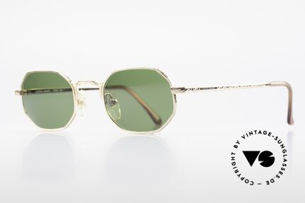 Giorgio Armani 151 Achteckige Vintage Brille 80er, der Rahmen ist mit aufwändigen Gravuren verziert, Passend für Herren und Damen Giorgio Armani 151 Achteckige Vintage Brille 80er, der Rahmen ist mit aufwändigen Gravuren verziert, Passend für Herren und Damen