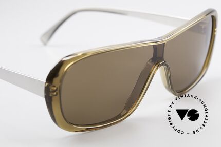 Helmut Lang SHL02B Stylische Titan Sonnenbrille, ungetragen (wie alle unsere vintage Helmut Lang Brillen), Passend für Herren