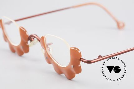 L.A. Eyeworks BUMBLE 487 Zauberhafte Damen Lesebrille, diese hinreißende Lesebrille wurde dann 1998 'geboren', Passend für Damen