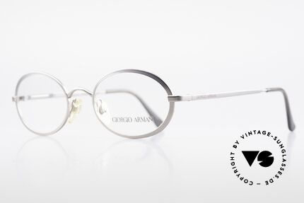 Giorgio Armani 277 90er Vintage Brille Oval, silber-graue Lackierung und flexible Federscharniere, Passend für Herren und Damen