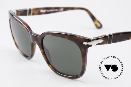 Persol 2999 Klassische Damen Sonnenbrille, mit Persol Mineralgläsern für 100% UV Protection, Passend für Damen