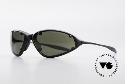 Porsche P0120 Sportliche 90er Sonnenbrille, sogenanntes "wrap around" Sonnenbrillen-Design, Passend für Herren