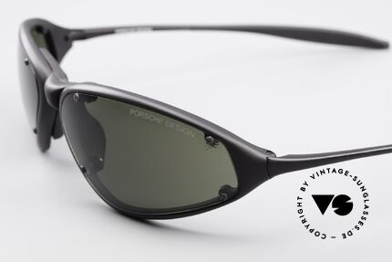 Porsche P0120 Sportliche 90er Sonnenbrille, auf 169€ reduziert (kleiner Kratzer rechtes Glas), Passend für Herren