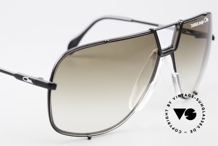 Cazal 902 Targa Design Legends Aviator Sonnenbrille, Cazal bezeichnet die Repros als "LEGENDS", Passend für Herren und Damen