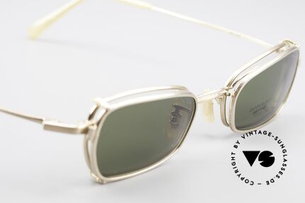Oliver Peoples OP585 90er Vintage Brille Mit Clip On, ungetragen (wie alle unsere vintage O.Peoples Brillen), Passend für Herren und Damen