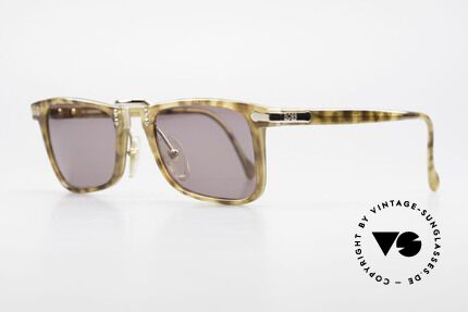 BOSS 5168 Eckige Vintage Sonnenbrille, Rahmen aus enorm hochwertigem Optyl-Kunststoff, Passend für Herren