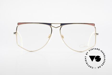 Cazal 227 Echt Alte 80er Vintage Brille, perfekt abgestimmte Rahmengestaltung (typisch 80er), Passend für Damen