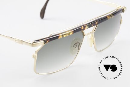 Cazal 752 90er Vintage Sonnenbrille Rar, ein Hingucker in Kolorierung: "bernstein-moosgrün", Passend für Herren