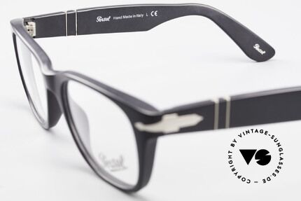 Persol 3039 Zeitlose Designer-Fassung, ungetragen & deutlich preiswerter als die alten RATTIS, Passend für Herren und Damen Persol 3039 Zeitlose Designer-Fassung, ungetragen & deutlich preiswerter als die alten RATTIS, Passend für Herren und Damen