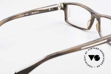 Bugatti 486 Markant Eckige Herrenbrille, die Fassung in Größe 54/15 ist beliebig verglasbar, Passend für Herren