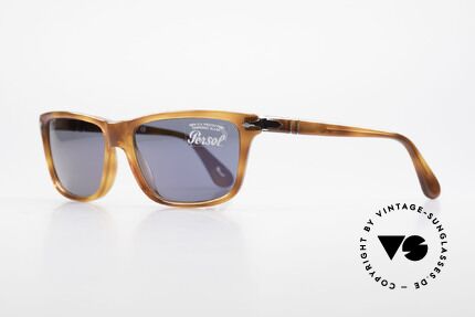 Persol 3026 Klassische Herren Sonnenbrille, hochwertigste Materialien und Fertigungsqualität, Passend für Herren