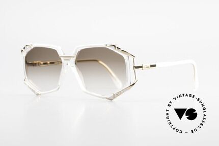 Cazal 355 Spektakuläre 90er Cazal Brille, Katalog-Farbbezeichnung: weiss / kristall / gold, Passend für Damen
