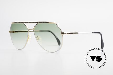 Cazal 733 Goldplattierte Sonnenbrille, beste Verarbeitungsqualität & apartes Rahmen-Dekor, Passend für Herren