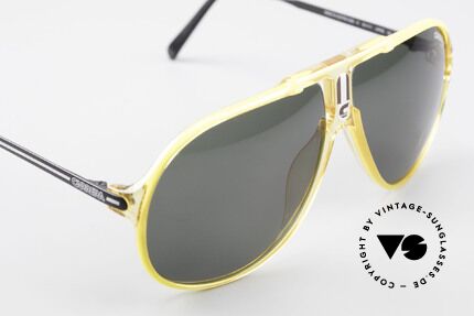 Carrera 5590 Optyl Sport Sonnenbrille 80er, tolle Kombination aus Funktionalität & sportl. Lifestyle, Passend für Herren