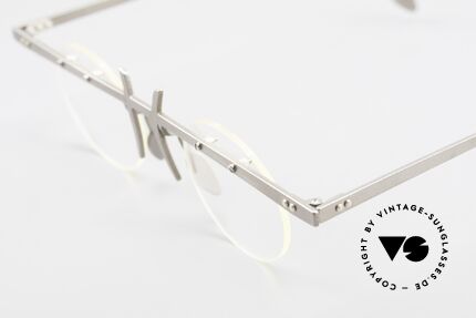 Theo Belgium Tita VI 3 Crazy Brille 90er Titanium, die Gläser sind mit Schrauben am Titan-Rahmen fixiert, Passend für Herren und Damen