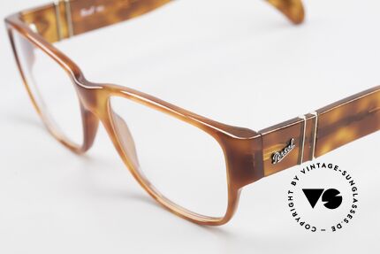 Persol 856 Markante Herren Vintage Brille, ungetragen (wie all unsere vintage Persol Brillen), Passend für Herren