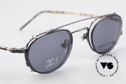 Koh Sakai KS9408 Kleine Brille mit Sonnenclip, entsprechend sind Qualität & Anmutung identisch top, Passend für Herren und Damen
