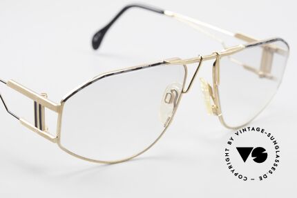 Quattro 0421 Außergewöhnliche 80er Brille, ganz leicht grau getönte Gläser (abends tragbar), Passend für Herren