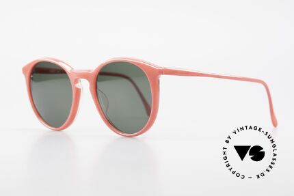 Alain Mikli 901 / 086 Panto Sonnenbrille Red Pearl, grandiose Rahmenfarbe glänzt wie eine rote Perle, Passend für Herren und Damen