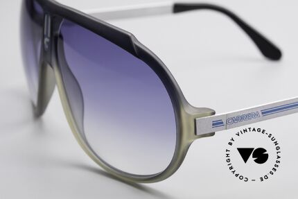 Carrera 5512 Miami Vice 80er Sonnenbrille, ungetragen & Sonnengläser in BLAU-Verlauf (100% UV), Passend für Herren