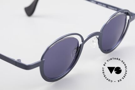 Theo Belgium Dozy Slim 90er Unisex Sonnenbrille, ungetragen; wie alle unsere THEO "Charakter-Brillen", Passend für Herren und Damen