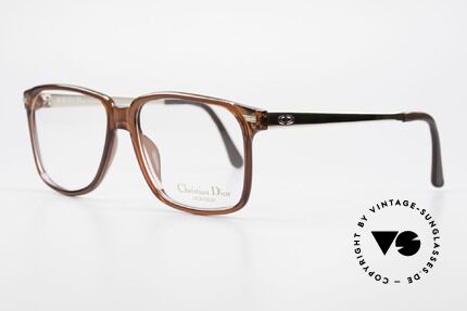 Christian Dior 2460 80er Brille Der Monsieur Serie, OPTYL-Kunststoffrahmen mit Metallbügeln, Passend für Herren Christian Dior 2460 80er Brille Der Monsieur Serie, OPTYL-Kunststoffrahmen mit Metallbügeln, Passend für Herren