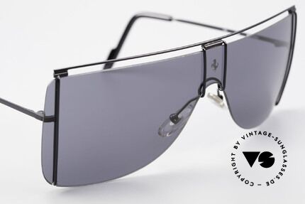 Ferrari F20/S Luxus Sonnenbrille Kylie Jenner, ungetragen (wie alle unsere Ferrari Brillen), Passend für Herren und Damen